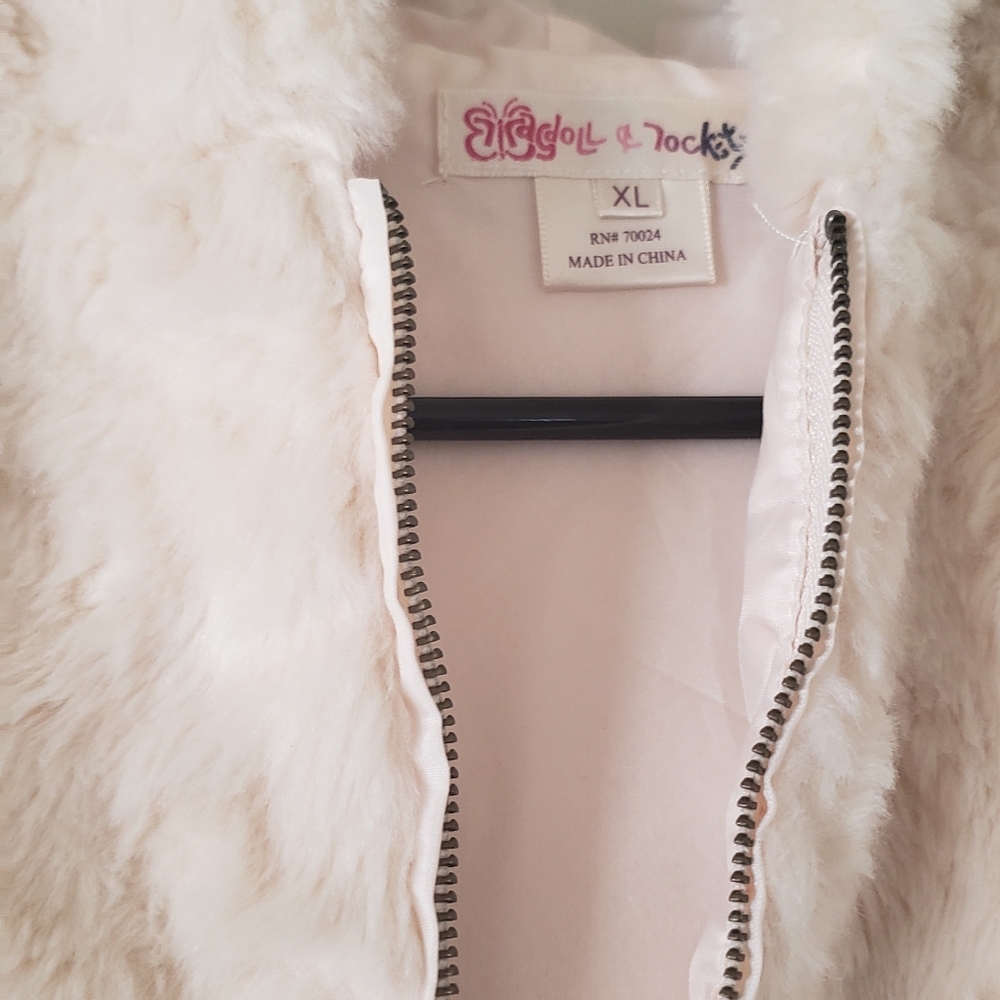 Fuzzy jacket - Picture 3 of 4